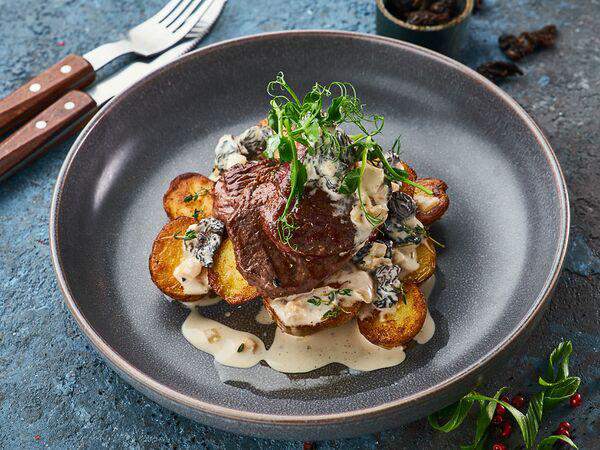 Eshak - Телятина с соусом из сморчков