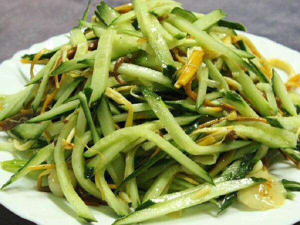 Лунзян - 015 Огурцы с лисичками