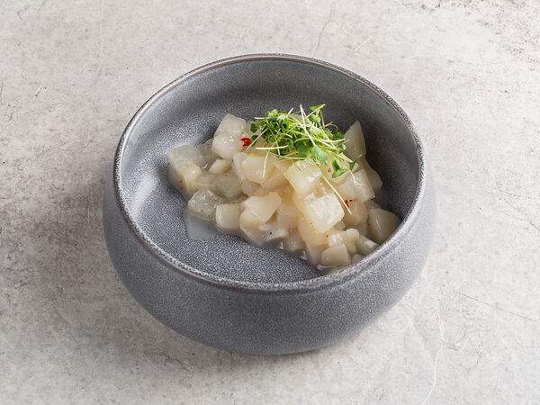 Море рядом - Тартар с гребешком и дыней