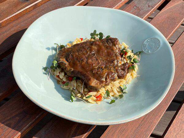 Donna Olivia - Стуфато из свинины