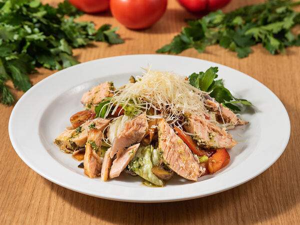 Ресторан Компания - Теплый салат с семгой