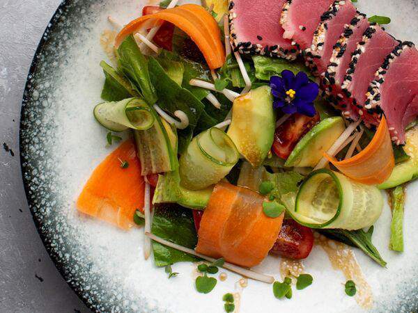 Маруми - Салат с тунцом и китайской заправкой