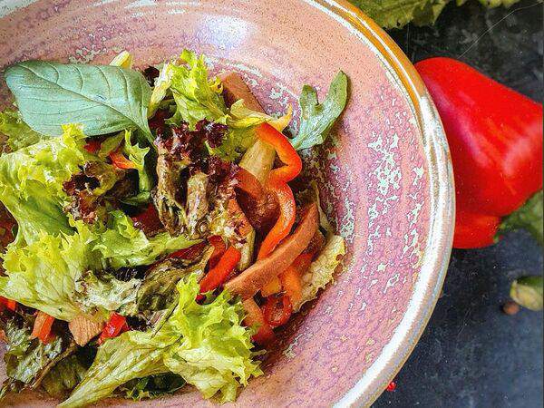 Pinzeria by Bontempi - Салат с говядиной и овощами