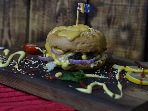 Bang burger - Бургер Сэр сырбургер