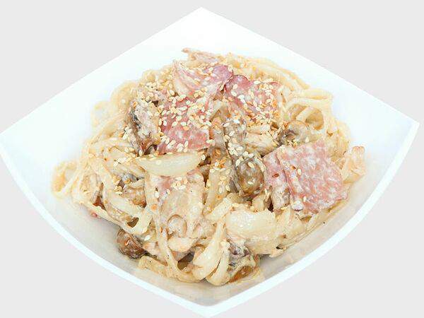 Суши на дом - Лапша удон в сливочно-чесночном соусе