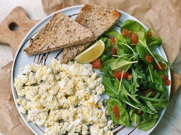 2A Concept. Coffee, Cake & Shop - Скрембл из яиц