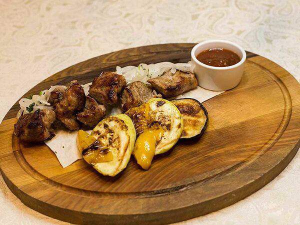 Ирис - Шашлык из cвинoй шеи