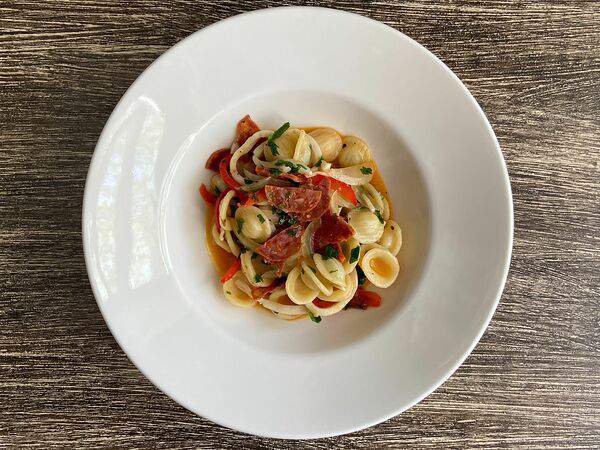 La Meliss Gastro Salone - Орекьетте с жареным кальмаром и чоризо