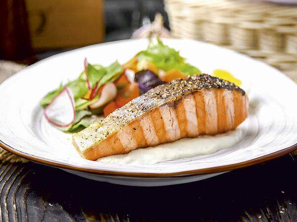 Шеннон - Лосось-гриль