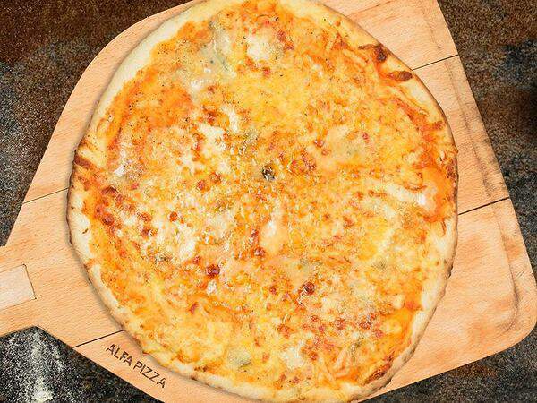 Kolbasabar - Пицца Четыре сыра