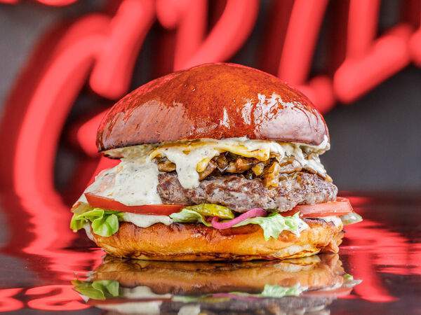 Moo Moo Burgers - Бургер Грибоедов