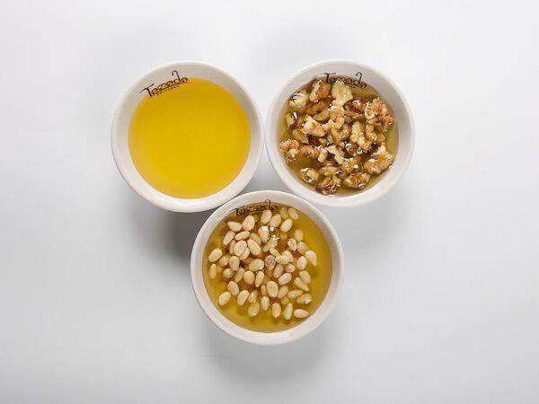 Ресторан Тамада - Мед с кедровыми орешками