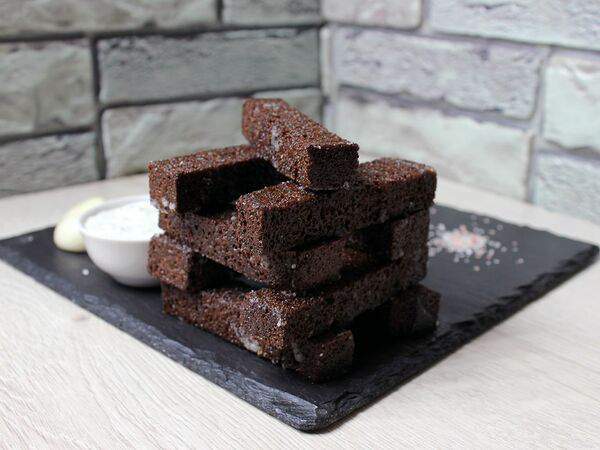 Bela Kava - Гренки чесночные с соусом тартар