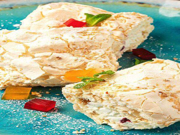 Plovlounge - Десерт Павлова с кокосом