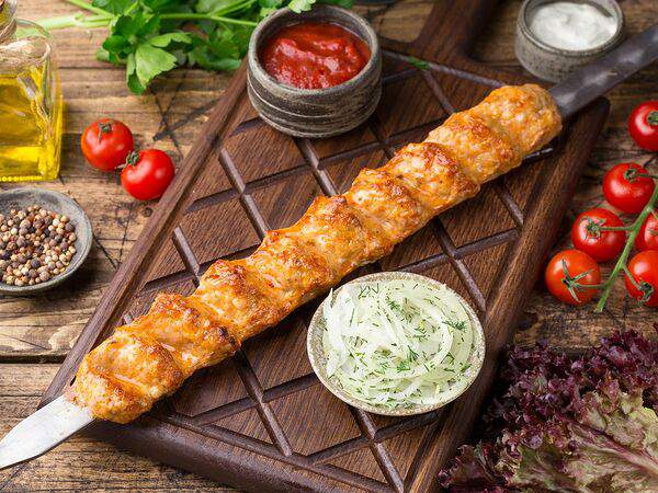 Гурман - Люля-кебаб из курицы на углях