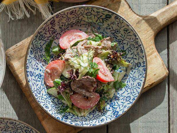 ХочуПури - Теплый салат с телятиной