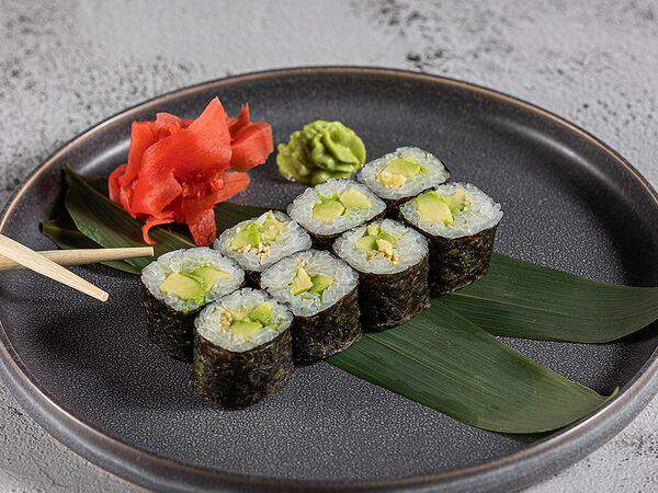 Yoshi Sushi & Mulino Pizza - Ролл с авокадо