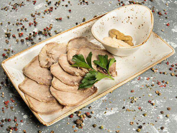 Чинар - Отварной говяжий язык