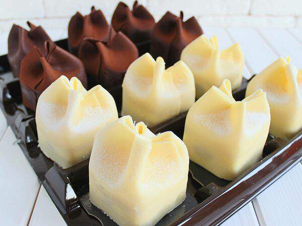 Десерт Коллекция - Пирожные Ассорти Чёрно-белый Лес