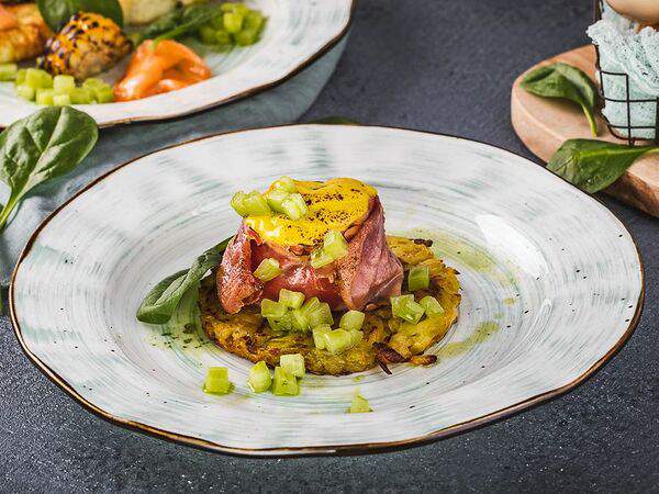 Jesstaurant - Картофельный рости с яйцом пашот и Пармской ветчиной