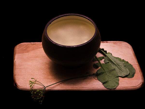 Хата - Бульон с пельменями из медведя по-русски