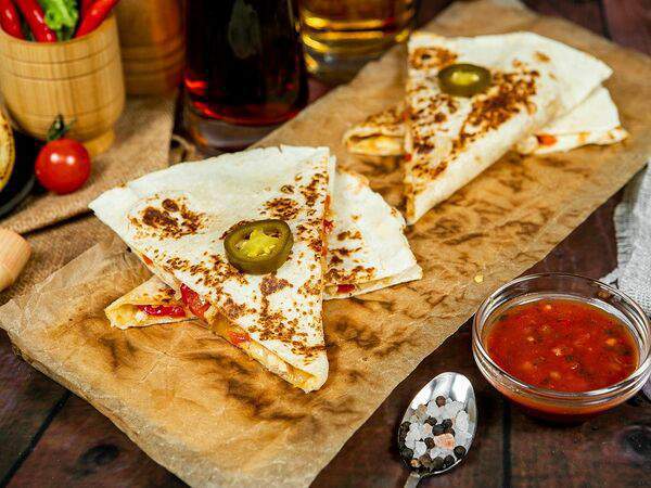 Liga Pub - Кесадилья с курицей