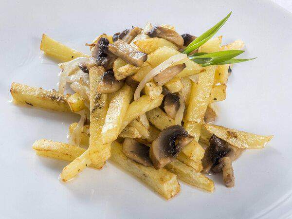 #proсчастье - Картофель жареный с грибами и луком