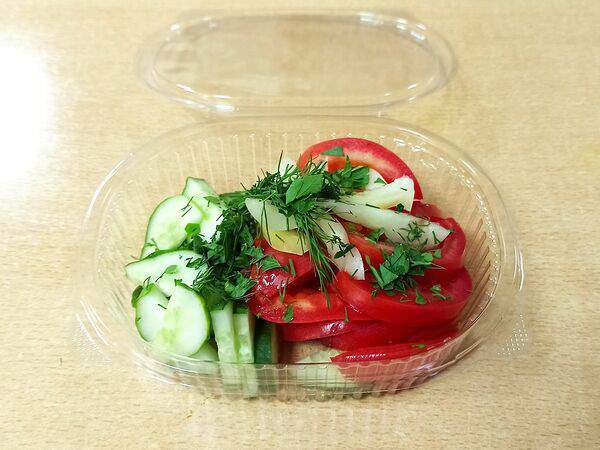 Обеды на Баррикадной - Салат из свежих овощей с болгарским перцем