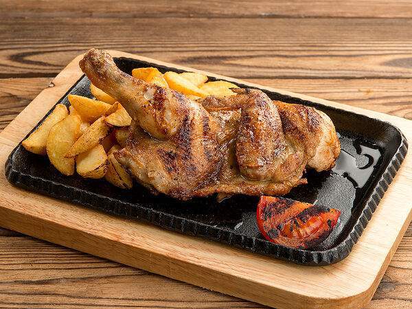 Grey Bear Pub - Цыпленок гриль с картофельными дольками