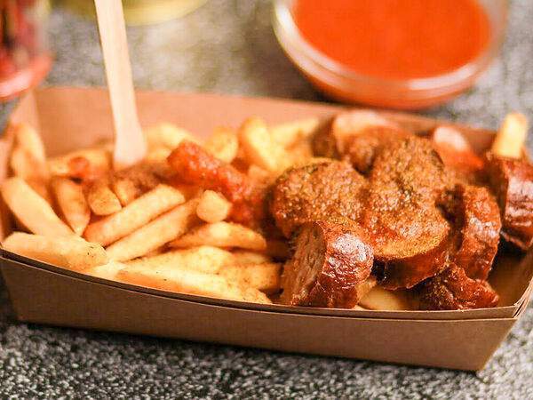 Дайте две - Карривурст с сосиской из говядины