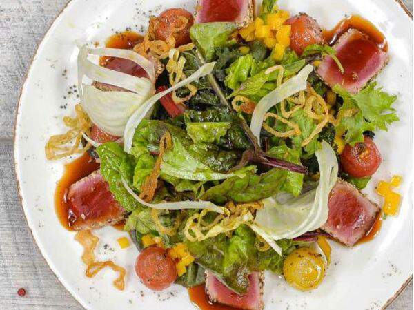 Infinity - Салат с тунцом Pico de Golo