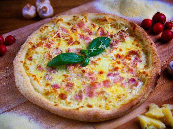 Basilico - Пицца Карбонара