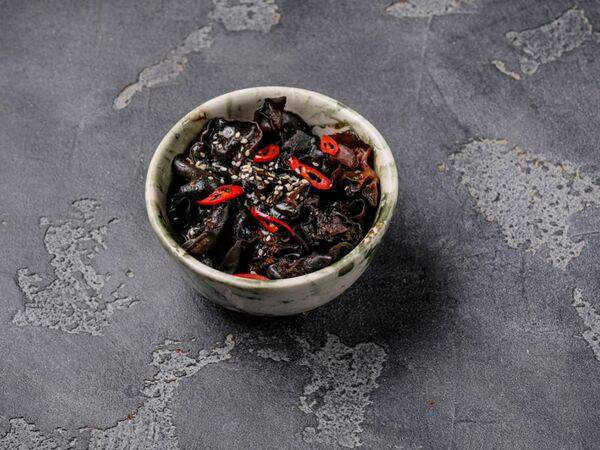 Горячо Азия - Черные грибы муэр