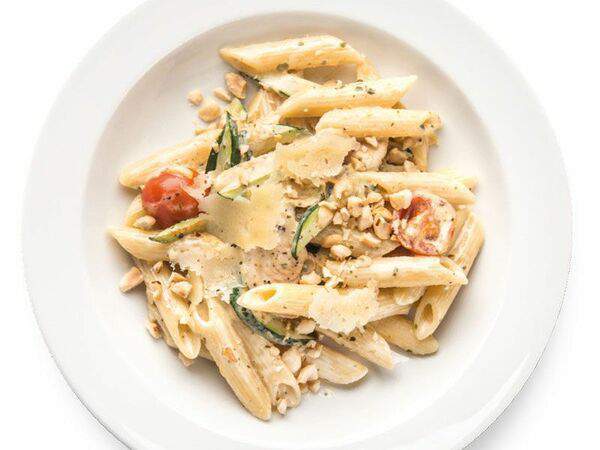 Фёст на Первомайской - Пене с курицей и овощами