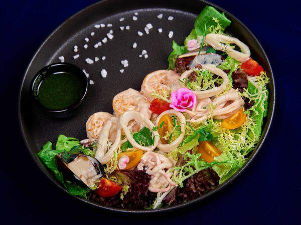 Эндорфин - Салат с морепродуктами