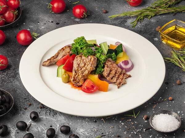 Пицца Като - Салат Телятина с овощами