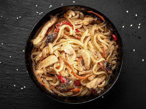 Ocean Club - Удон с курицей сливочный