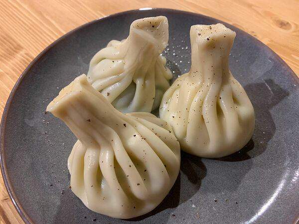 Пекаридзе - Хинкали с курицей и грибами