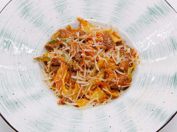 Тепло - Феттуччине с телятиной и цукини