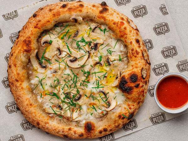 Luka Pizza - Пицца Неаполитанская с шампиньонами