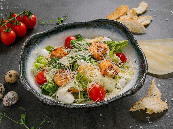 Белуга - Цезарь с креветками