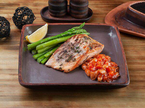 Техас паб - Сёмга на гриле с овощами