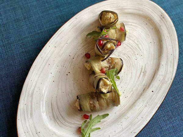 Хуторок на Пушкина - Рулетики из баклажан