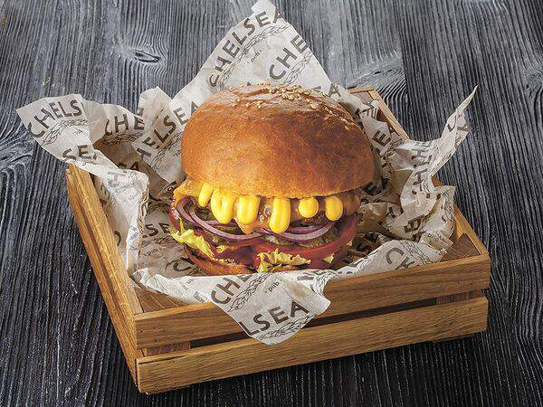 Челси паб - Чизбургер