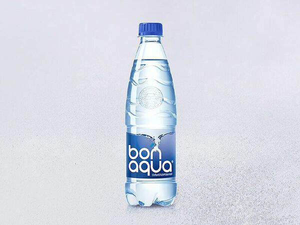 Сакура - Вода BonAqua