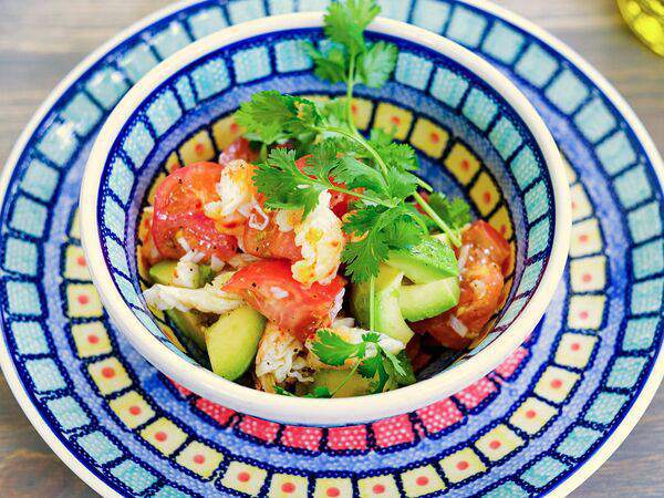 Сыроварня - Салат с крабом и авокадо