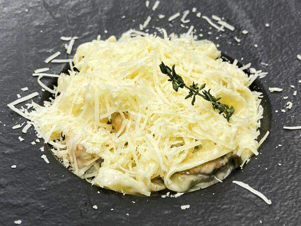 Praslin - Паста с семгой в сливочном соусе