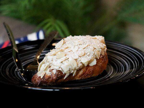 21 квартира - Миндальный круассан