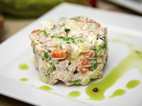 Штаны - Салат Оливье с бужениной