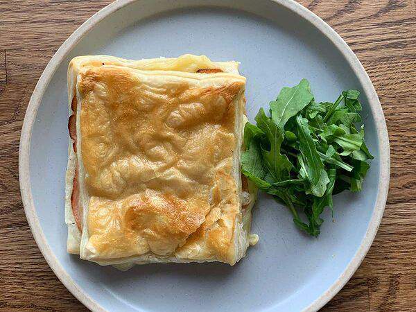 Amelie - Тост из слоёного теста